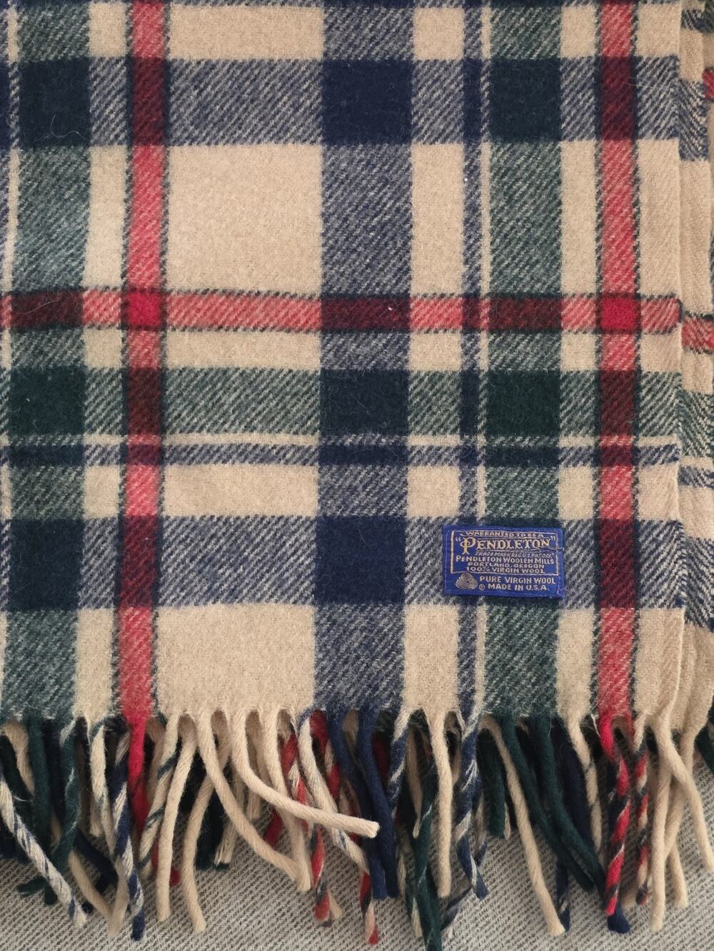 Pendleton Green Plaid Fringe Made In USA Virgin Wool Blanket 64x52 in VTG